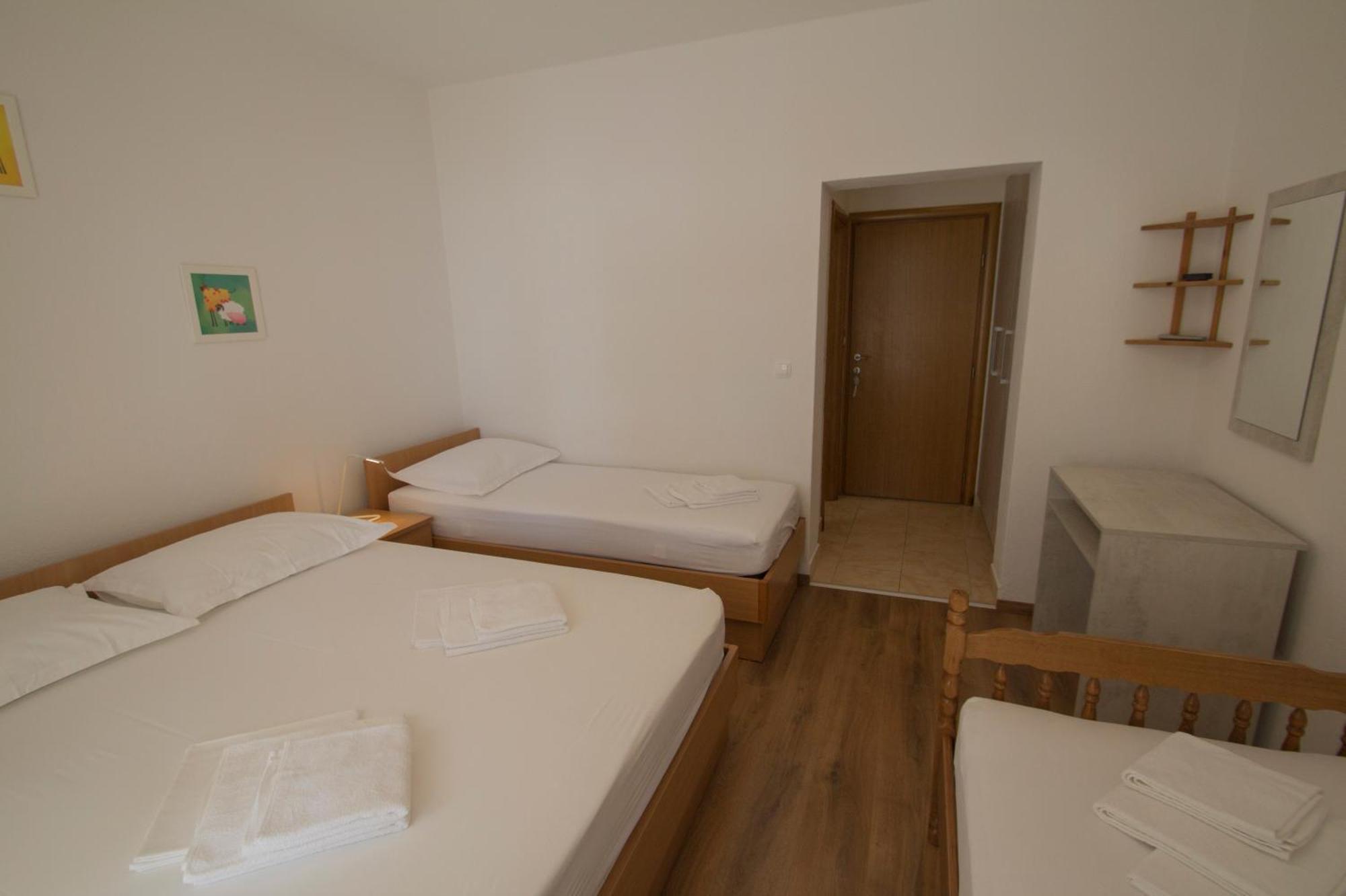 Apartmani Josip Brela Ngoại thất bức ảnh