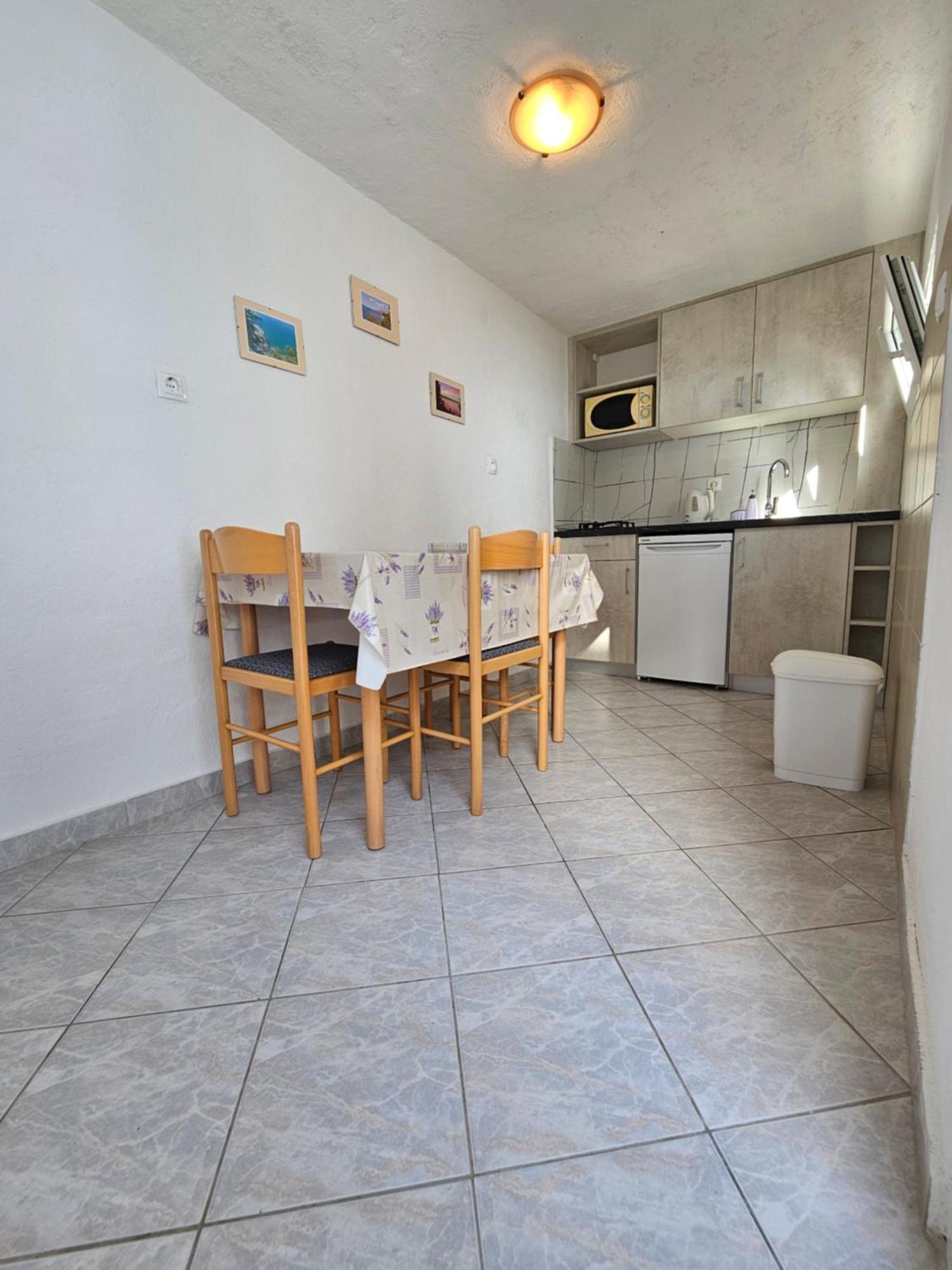 Apartmani Josip Brela Ngoại thất bức ảnh
